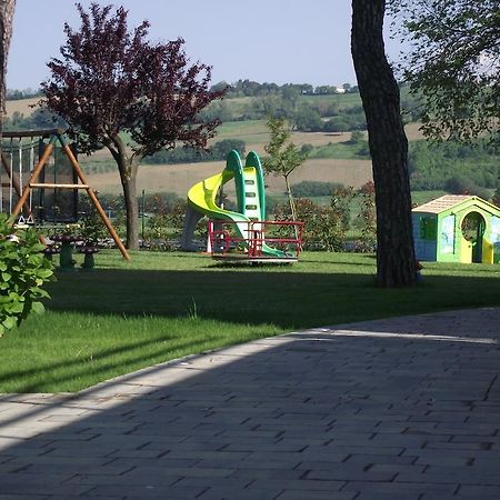 Hotel Ausonia Monte Porzio Eksteriør billede